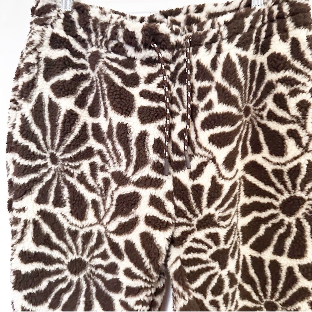 Urban Outfitters Parks Project High Desert Wildflowers High Pile Fleece Jogger - Picture 10 of 11